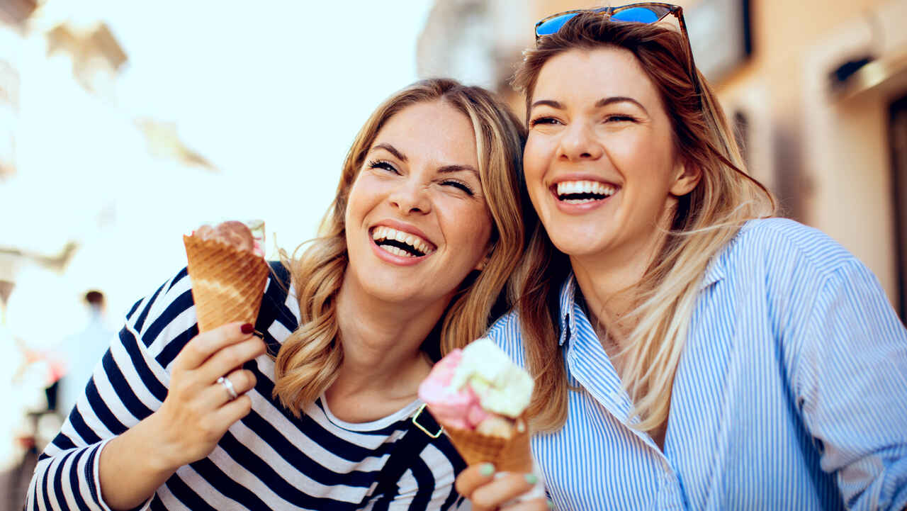 This Heated Ice Cream Scoop Makes Your Late-Night Craving Even Better